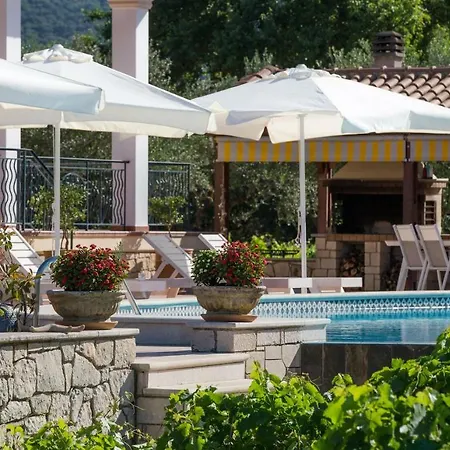 Aneli Luxury Villas-villa Anastasia * Áyios Kírikos